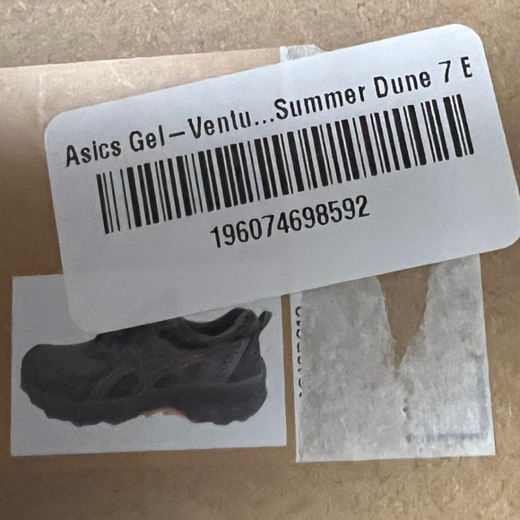 Like New - ASICS GEL-Venture 9 Women's Trail Running - Summer Dune - Size 7 - Picture 3 of 5